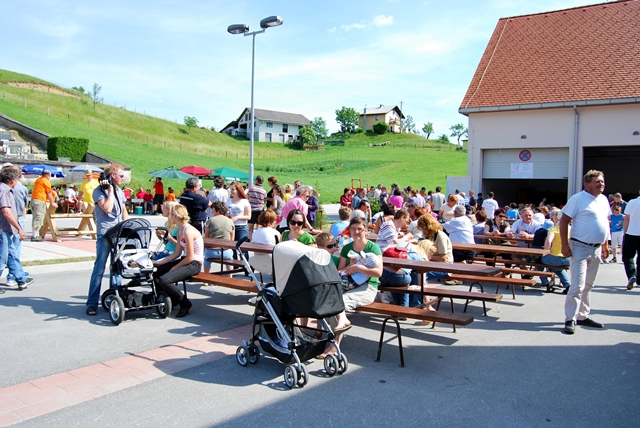 Mnogi so v šaljivih igrah uživali tudi kot gledalci